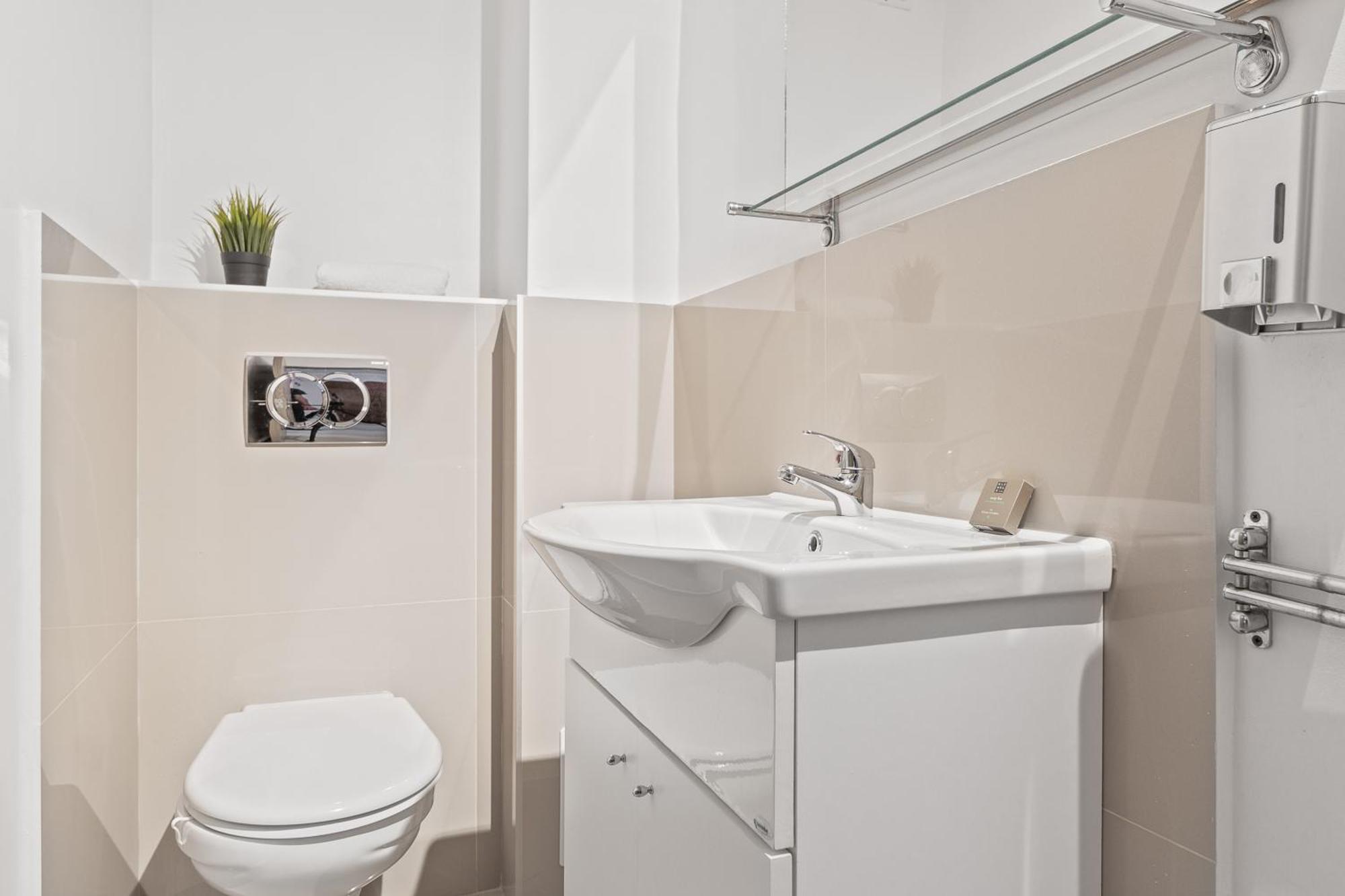 Apartament Helena Oradea Bagian luar foto